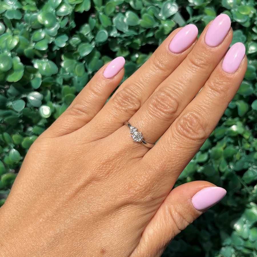 Platynowy pierścionek z diamentami 0.20ct PT900