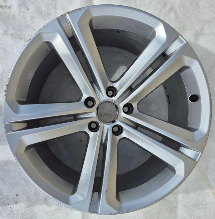 Felga VW MALLORY 19"x9" ET33