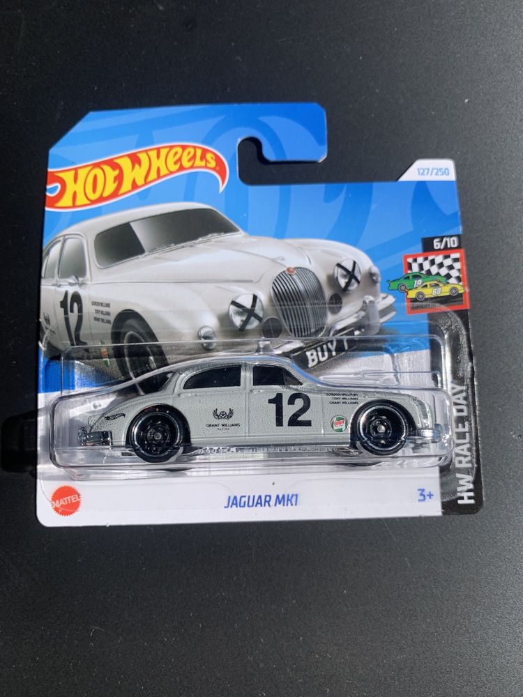 Hot Wheels Jaguar MK1