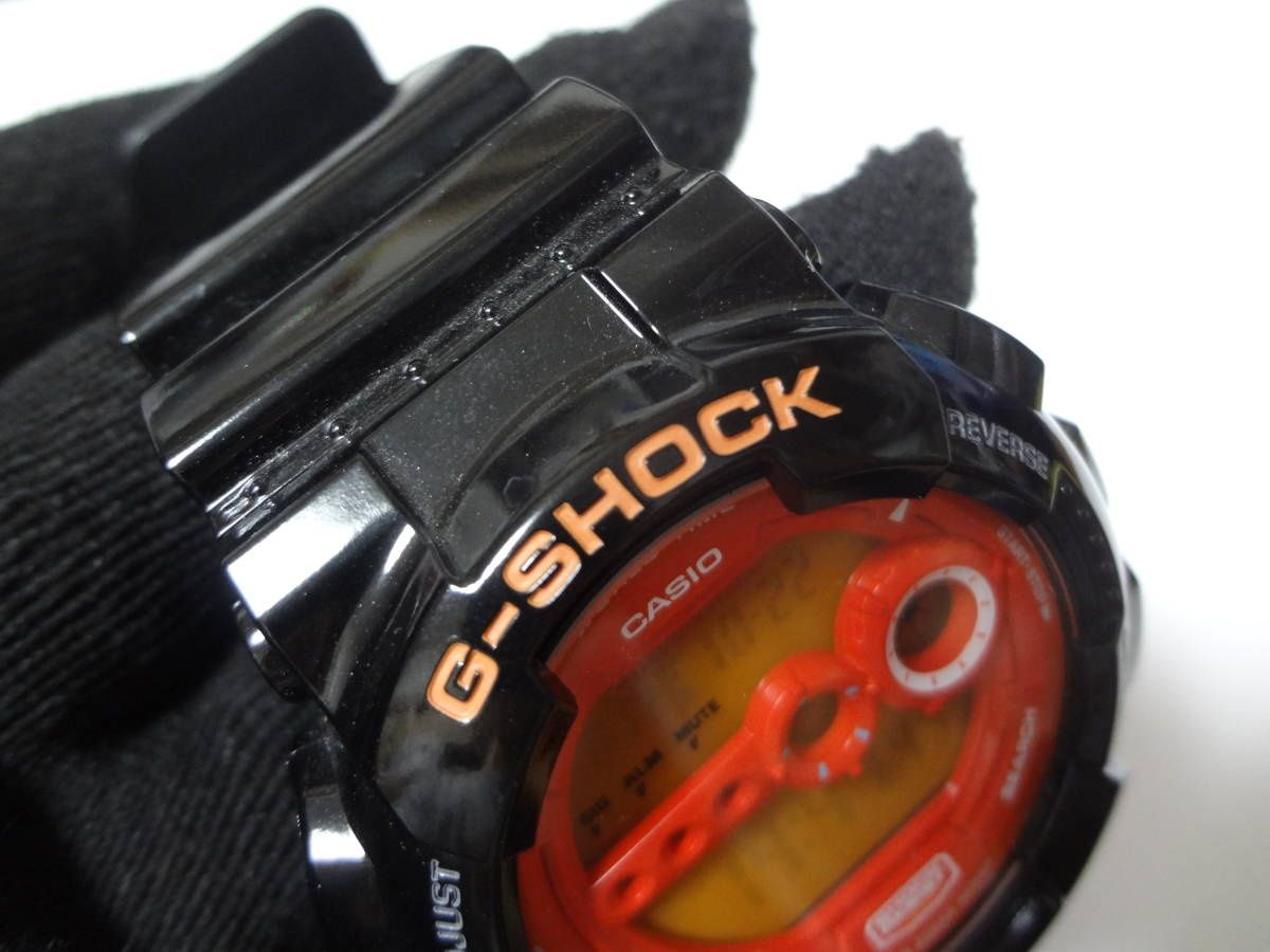 Casio G-Shock GD-100HC (hyper colors)