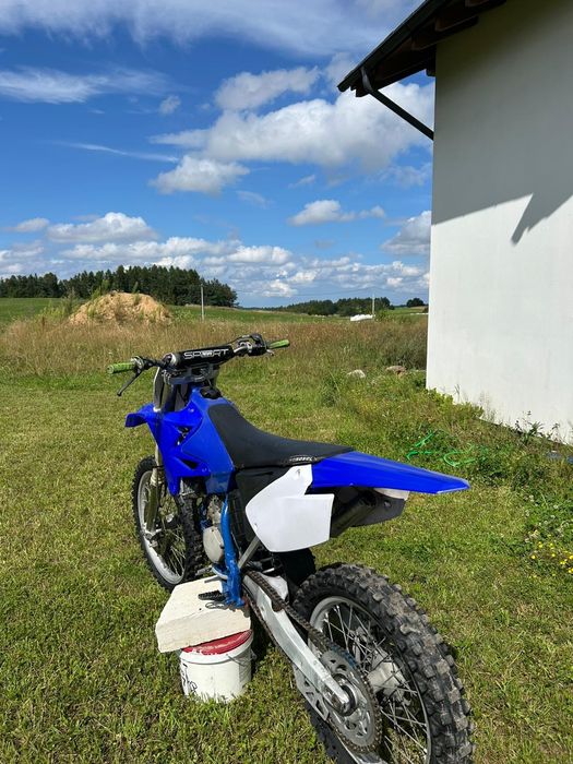 Cross Yamaha YZ 125