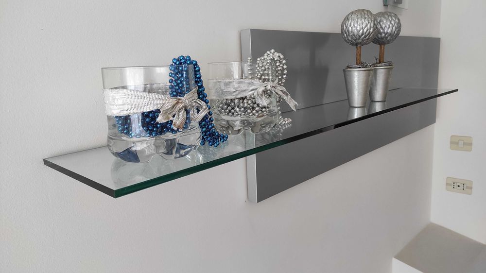 Komoda i półki zestaw do jadalni lub salonu