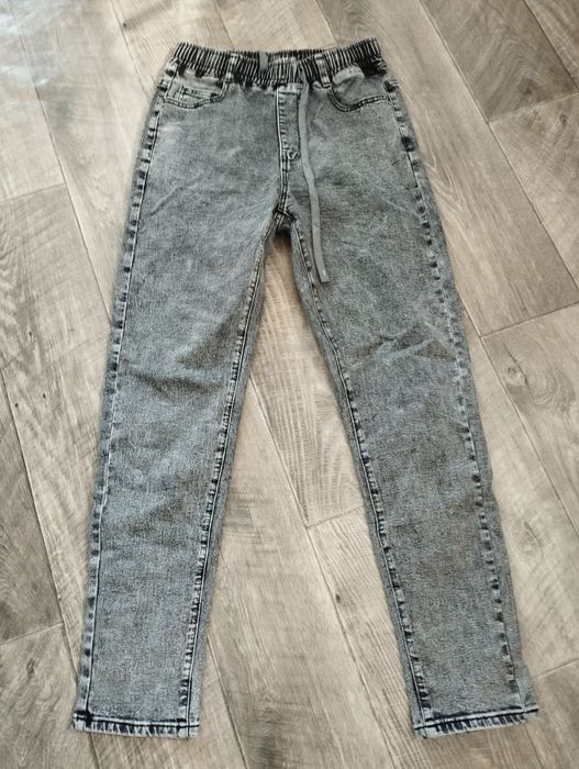 Джинси на хлопця