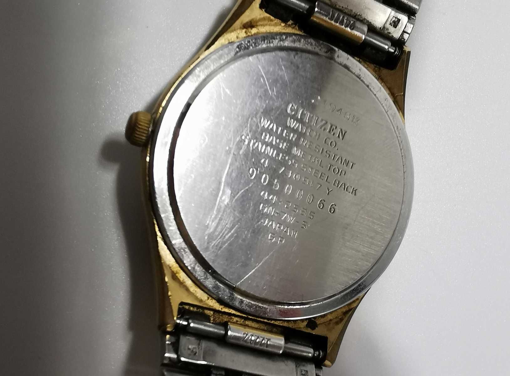 Zegarek na bransolecie Citizen