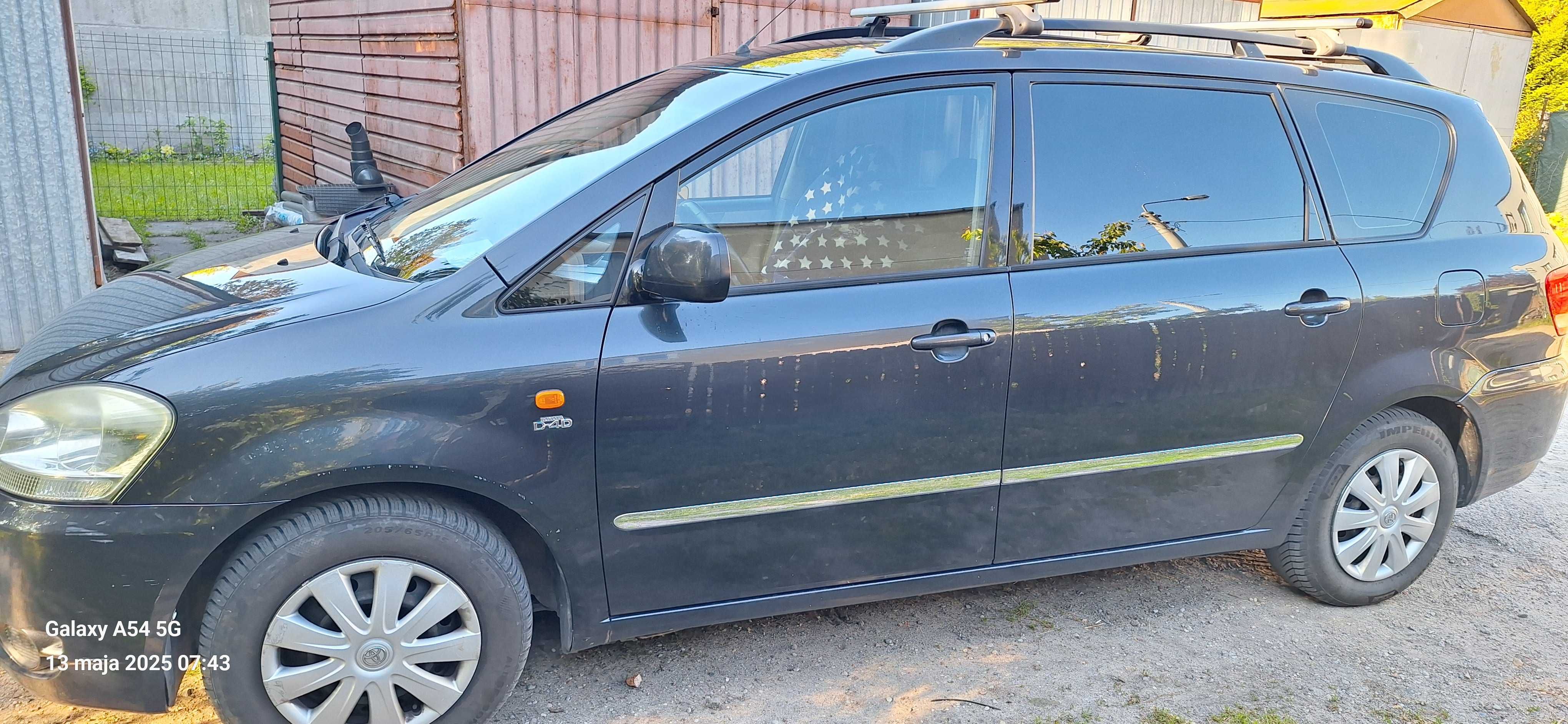 Sprzedam Toyota Avensis Verso 2003 doinwestowany