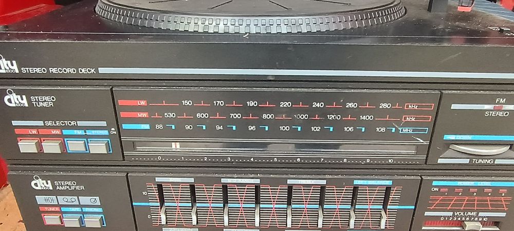 Програвач пластинок вініл.