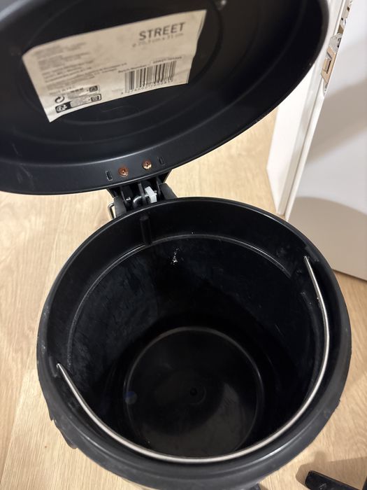 Loftowy zestaw:czarny,mały kosz+kosz na pranie+obraz