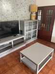 Móvel televisão + vitrina + mesa