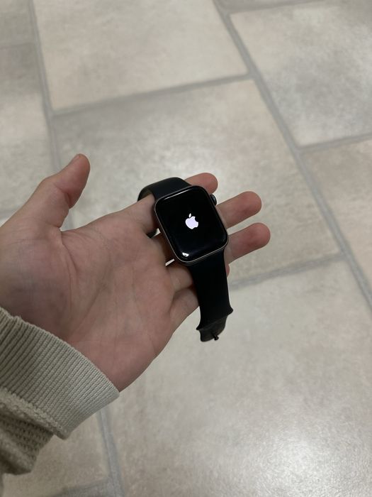 Apple Watch 5 44 mm!