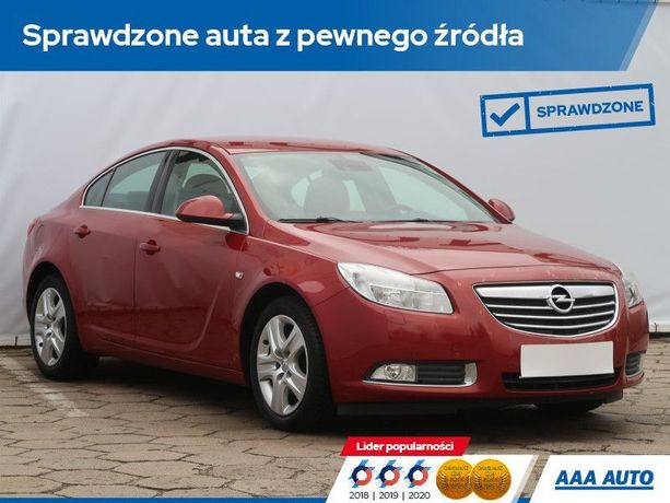 Opel Insignia 1.8, Navi, Klimatronic, Tempomat, Parktronic, Podgrzewane siedzienia