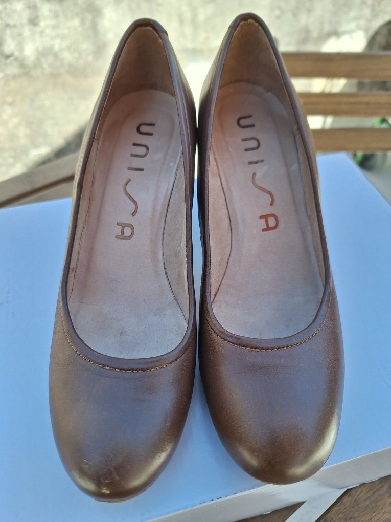 Sapatos Unisa, T37