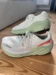 Altra Olympus 2 White