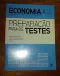 Caderno de Atividades 11º ano - Economia A