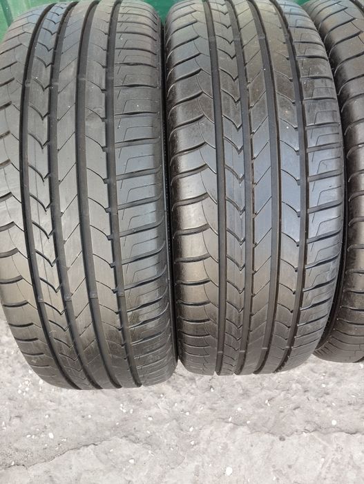 Літні шини Goodyear 205/50/17