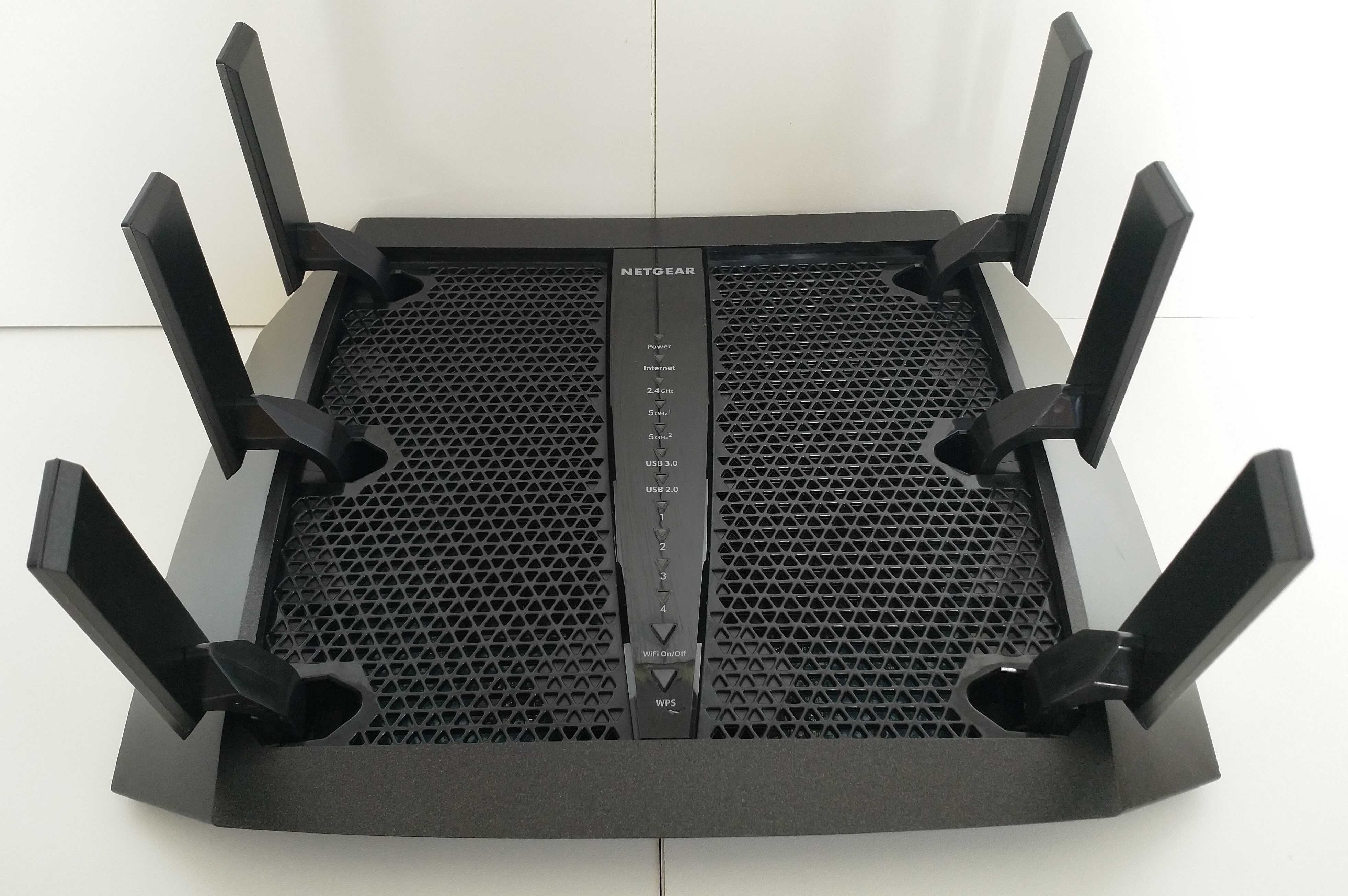 NETGEAR Nighthawk® X6 R8000 AC3200 WiFi роутер