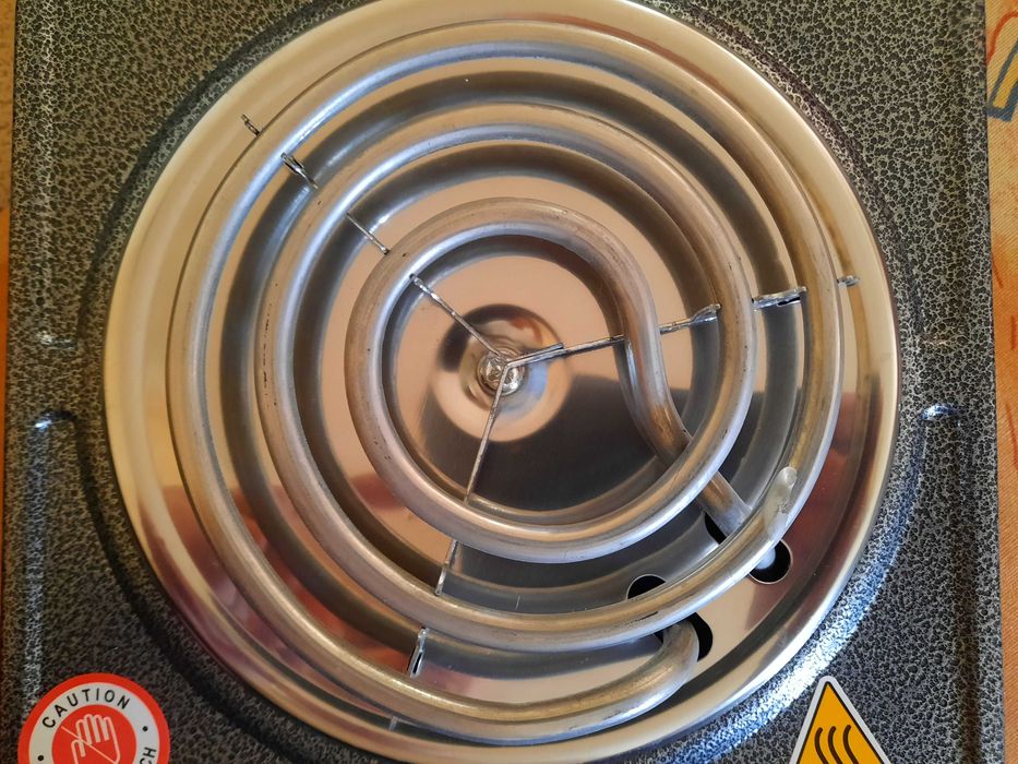 Плита  нова у коробцi з інструкцією