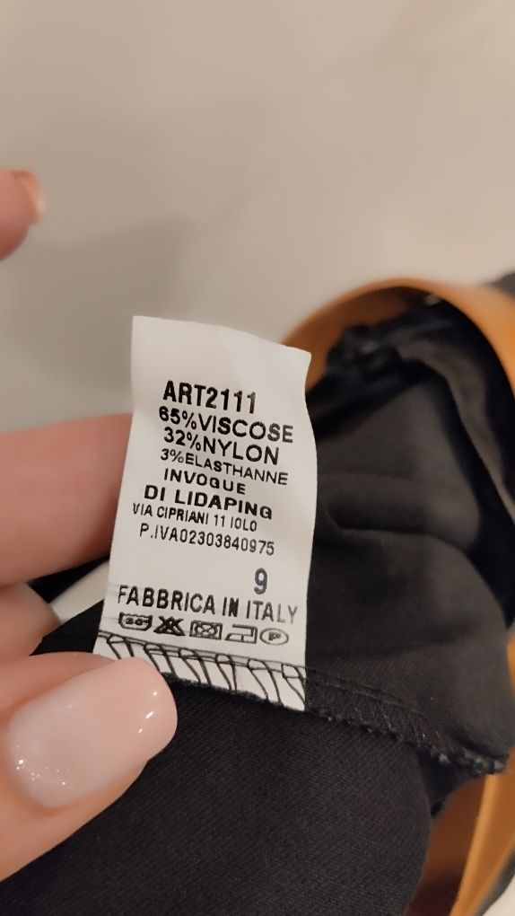 Nowe woskowane spodnie roz. L-XL