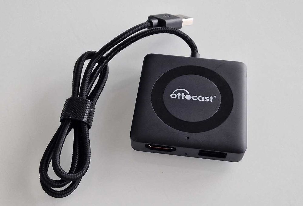 Ottocast Car TV Mate - Bezprzewodowy Carplay i Android Auto TV Adapter