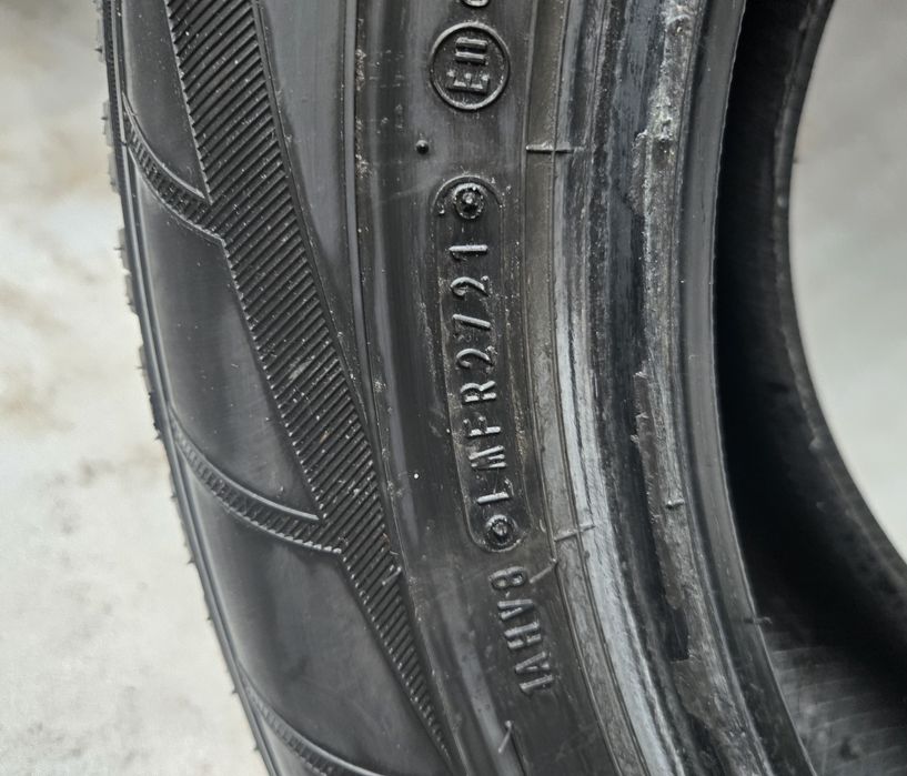 Opony zimowe 2 szt. Falken 265/55/19