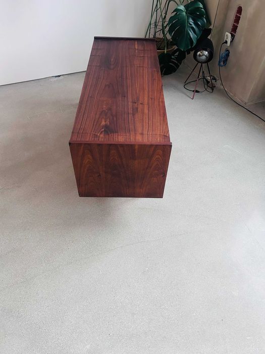 Komoda Vintage Mid-Century z okresu PRL po renowacji / Komoda RTV