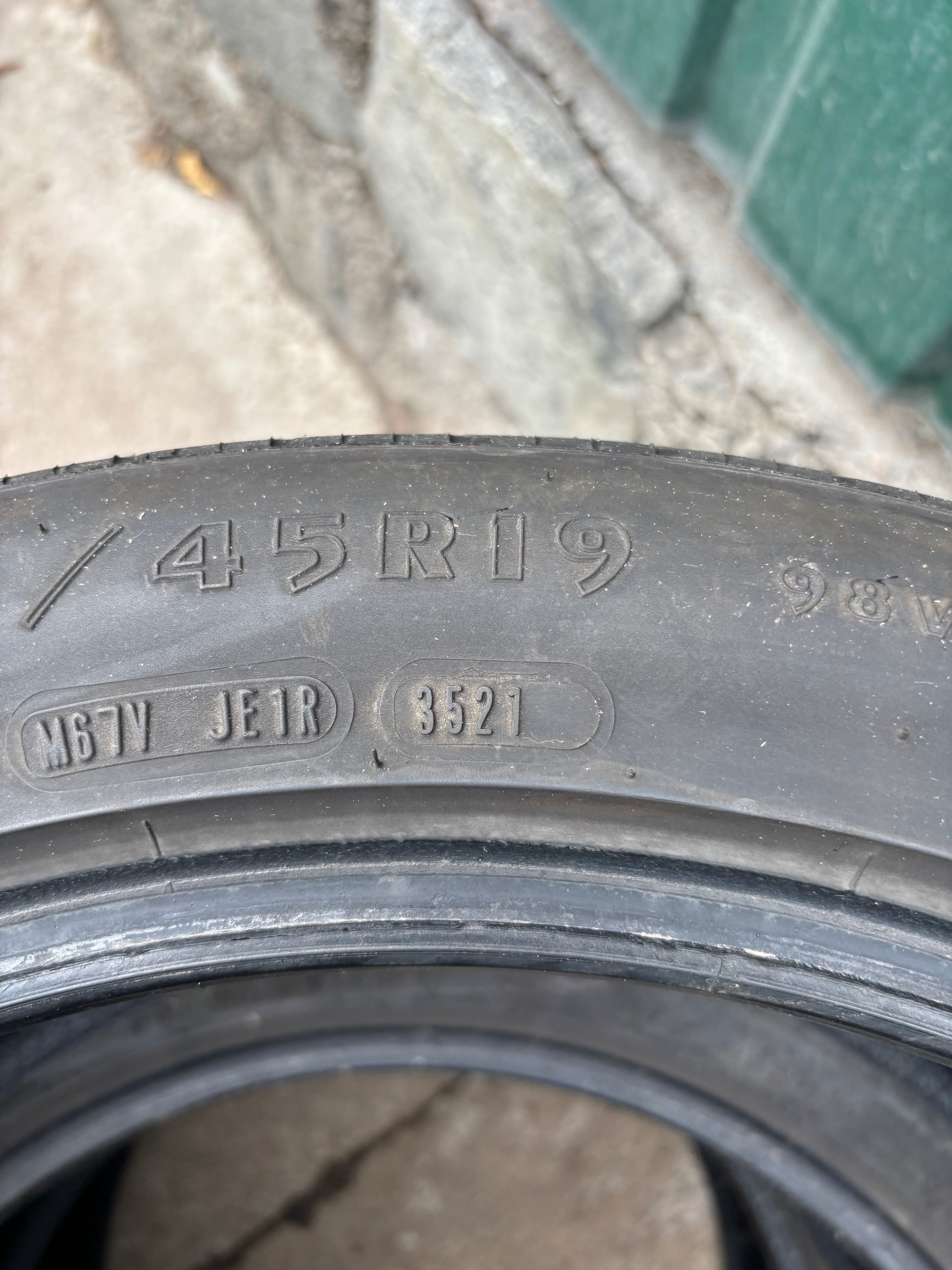Шини Goodyear 245/45/r19 літня 2021 рік