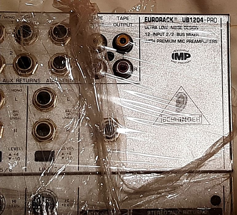 Mesa de Mistura de 12 canais