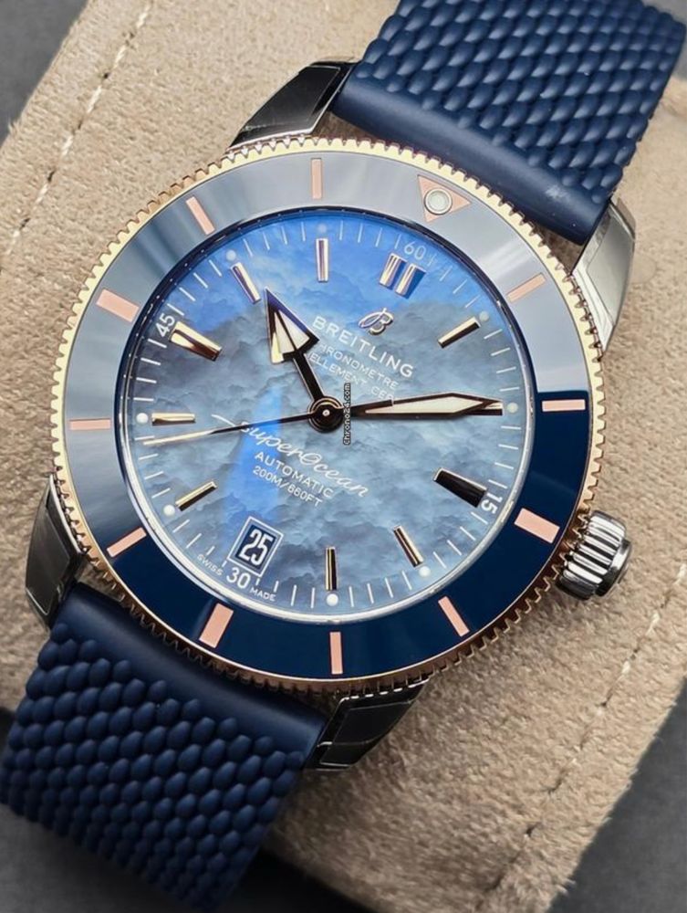 Nowy zegarek Breitling Superocean Heritage limitowana perłowa tarcza