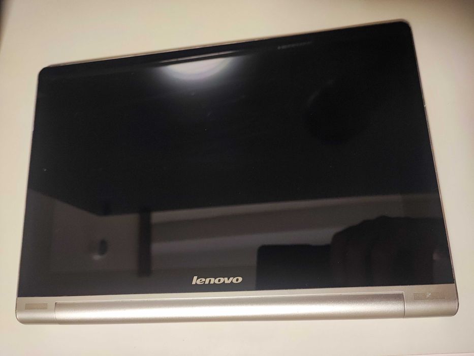 Планшет Lenovo Yoga Tablet 10" 3G (60047)