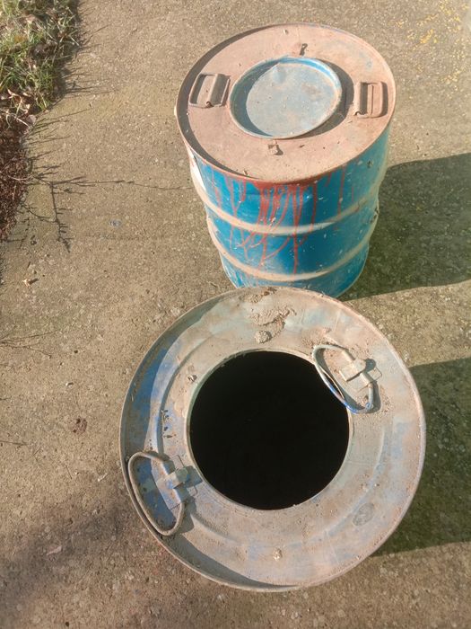 Продам залізну бочку 50 л 100 грн