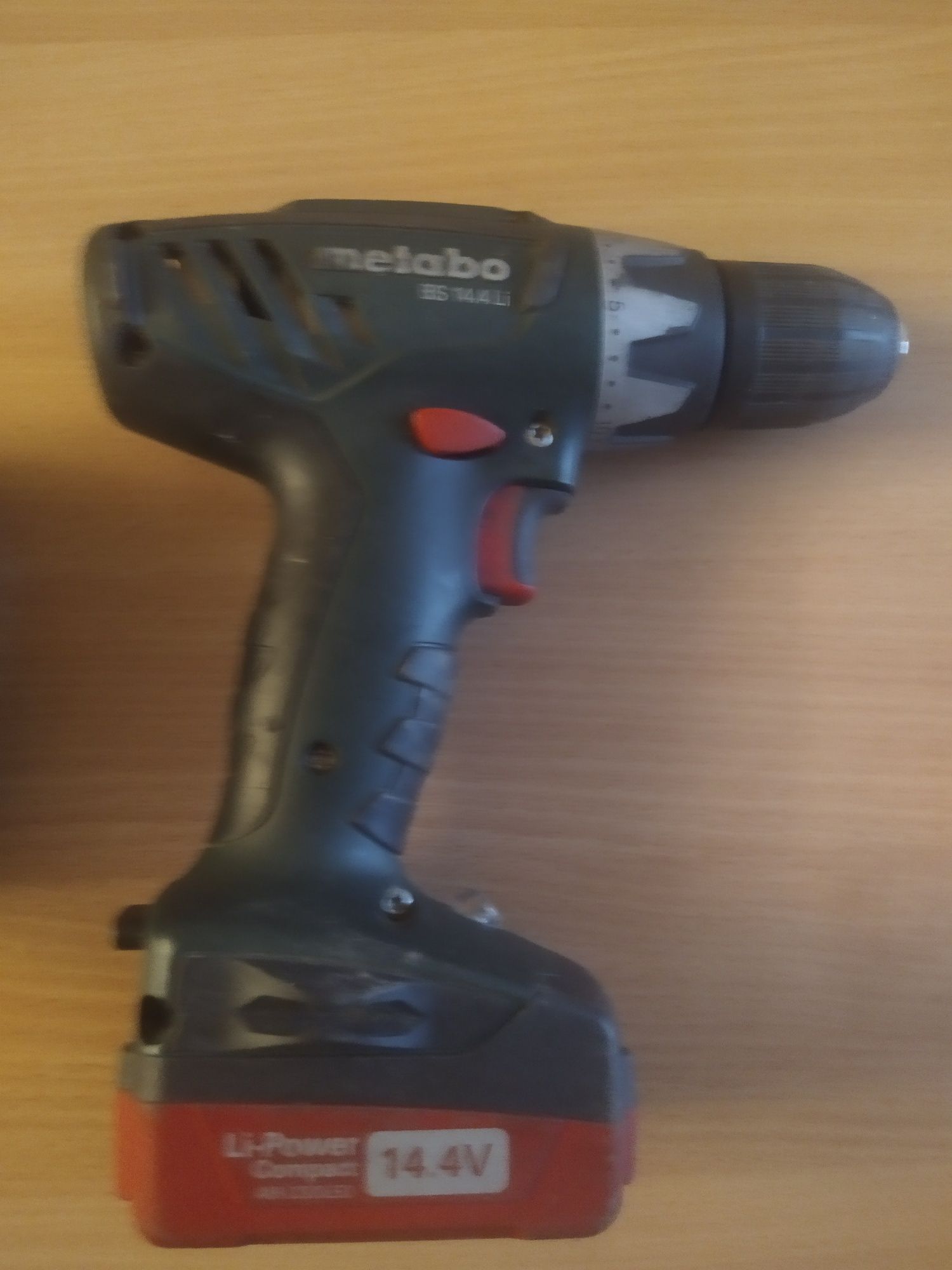 Шуруповёрт Metabo BS 14.4 (D-72622)