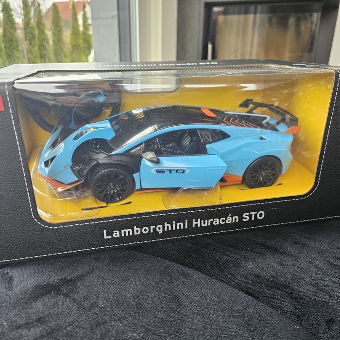 Lamborghini huracan sto sterowany zdalnie.