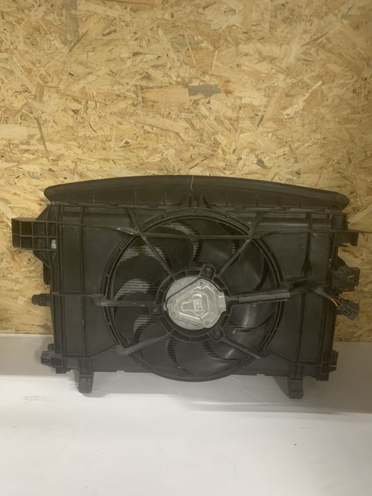 Дифузор у зборі з радіатором і жалюзі до тесла модел 3