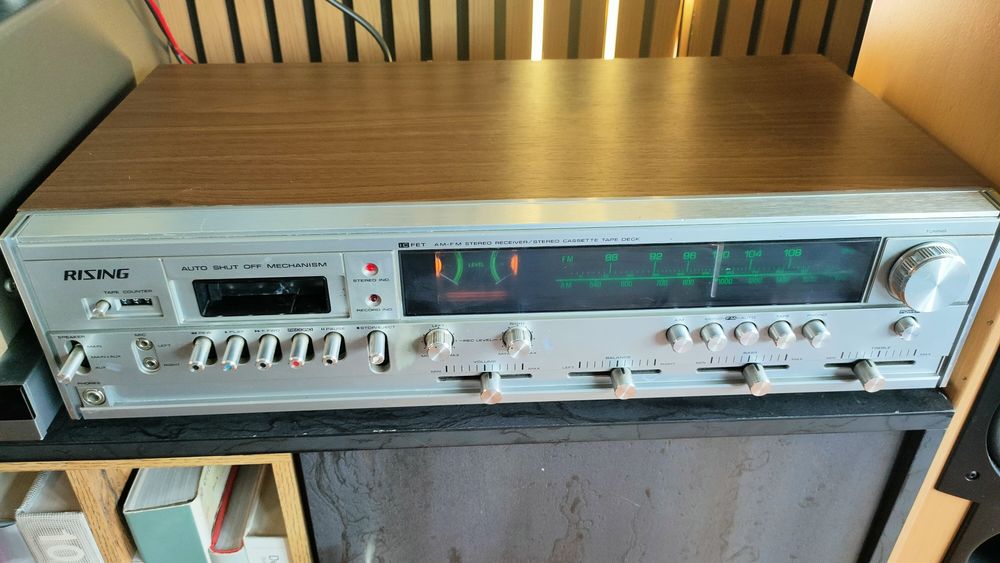 RISING STR-303 Amplificador, leitor de cassetes e radio
