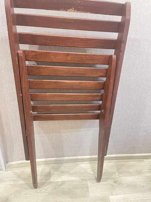 Стільці складні деревʼяні