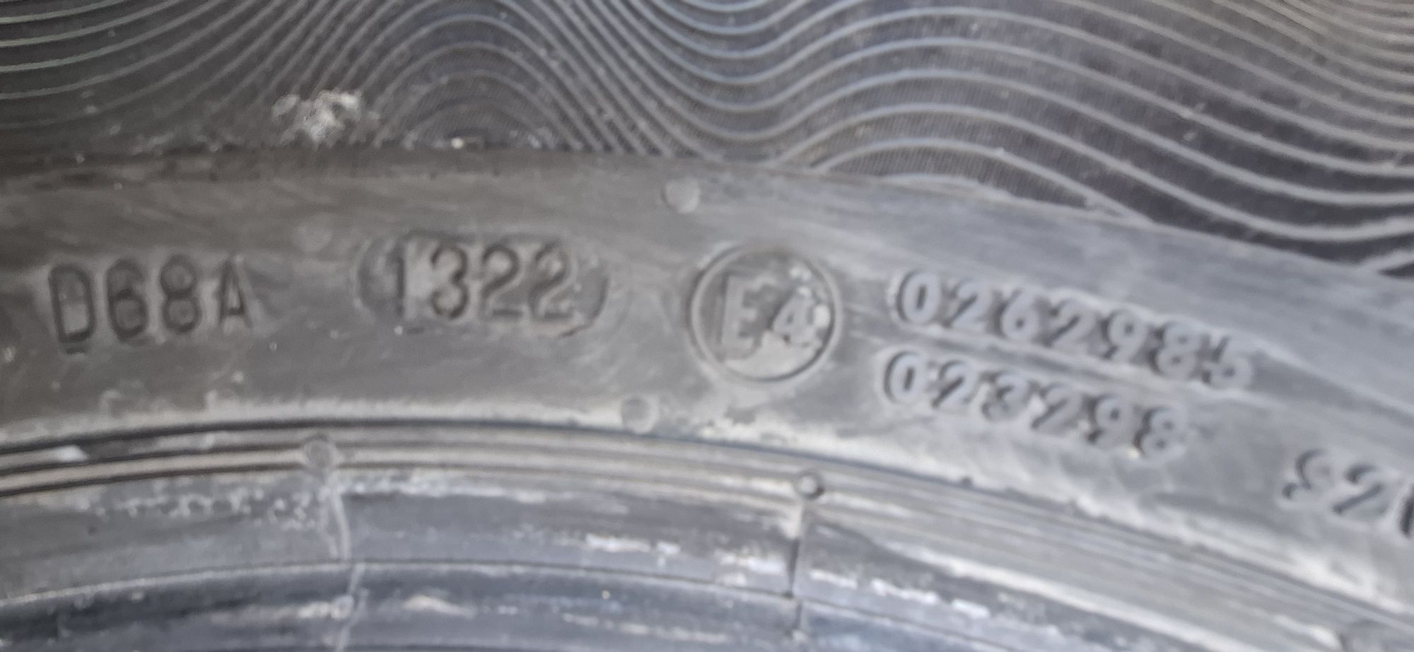 215/55R17 Continental 1szt
