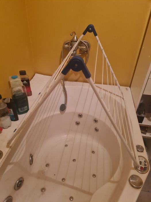 Suszarka balkonowa lazienkowa 122 x 64cm rozlozona