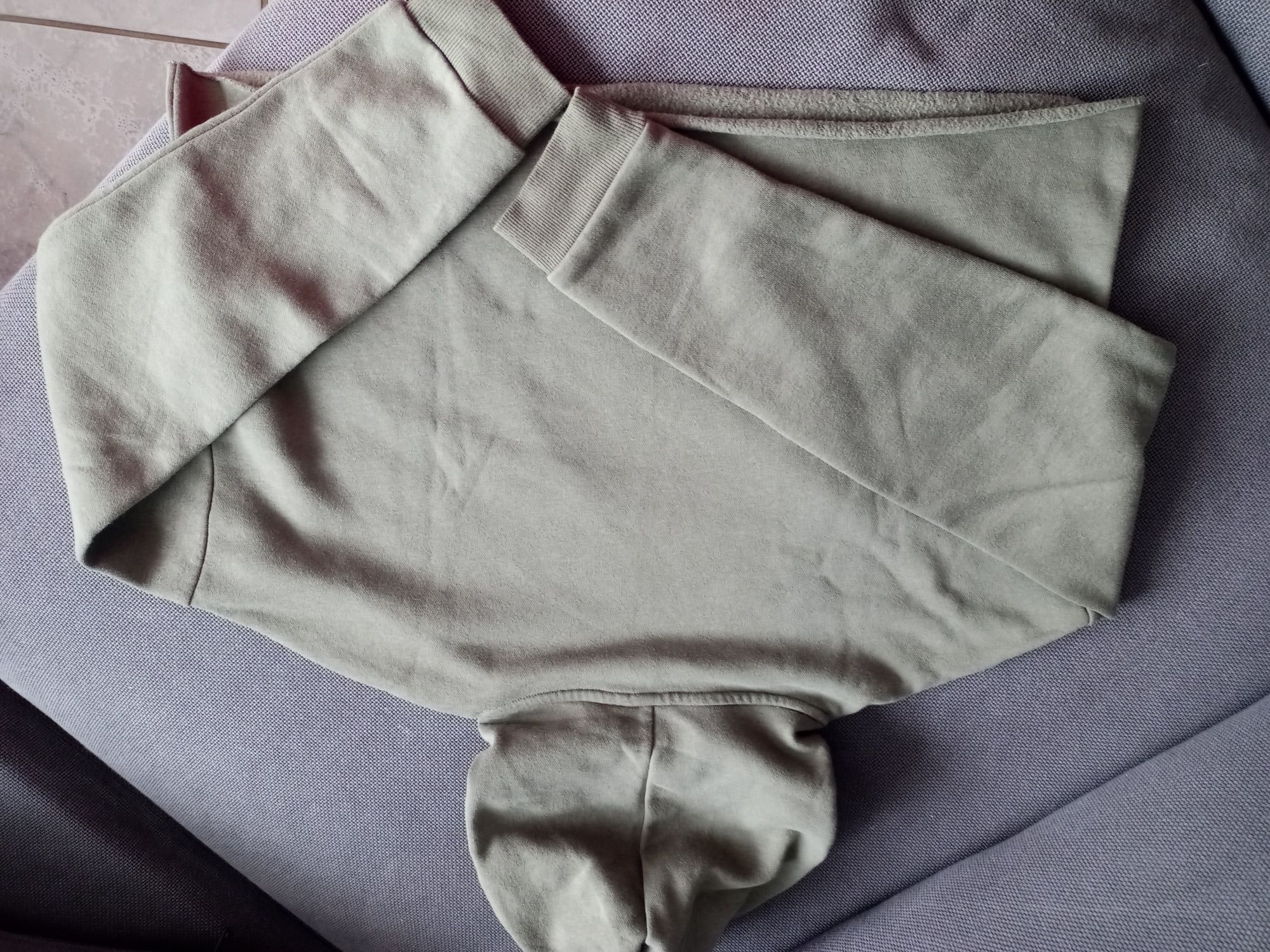 Bluza z napisem kolor oliwkowy
