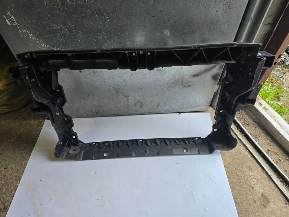 pas przód VW New Beetle 5C