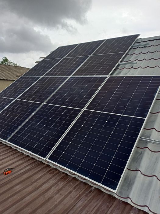 Новий джерело безперервного живлення для дому, квартири або офісу.