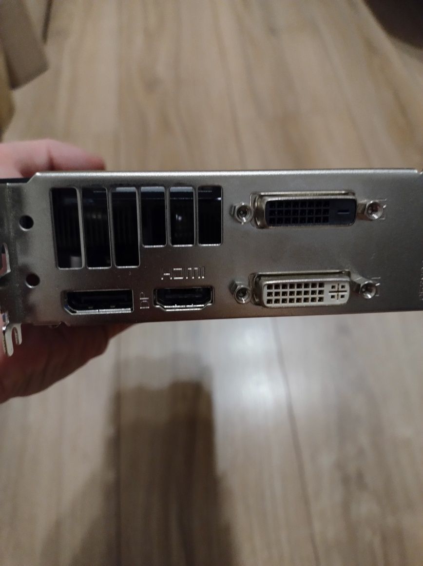 Karta graficzna AMD Radeon R280X 3GB GDDR5 384bit Sapphire DUAL X