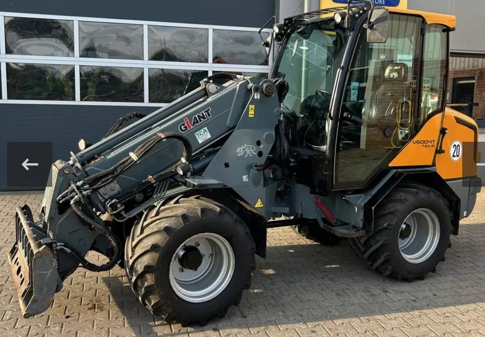 Giant v6004T Miniładowarka Teleskopowa 2016 rok euroramka kabina
