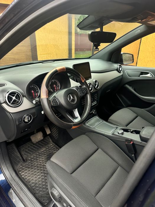 Mercedes Benz  авто