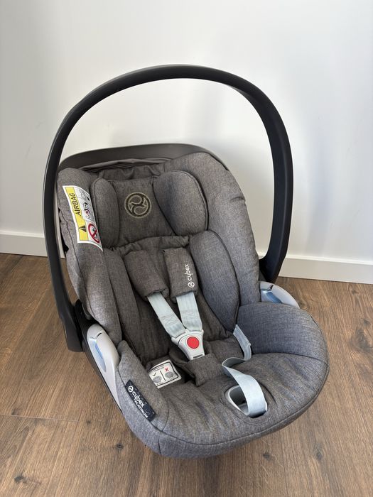 Ovo Cybex Cloud Z Cinzento usado + adaptadores para carrinho