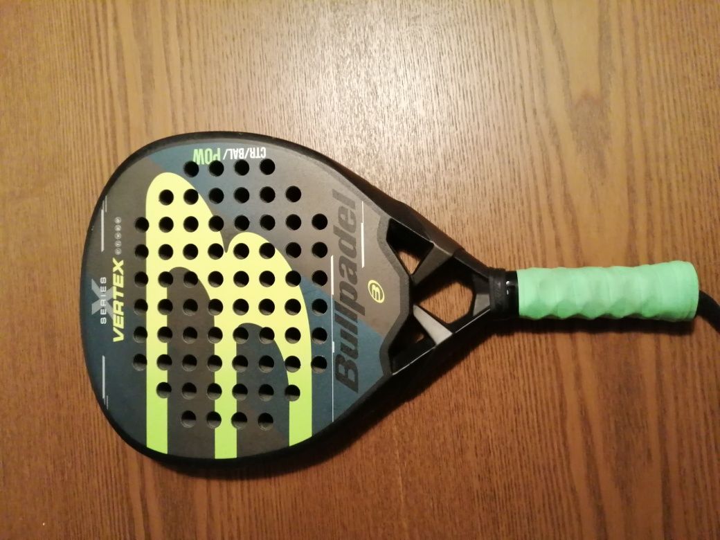 Bullpadel Vertex com hesacore