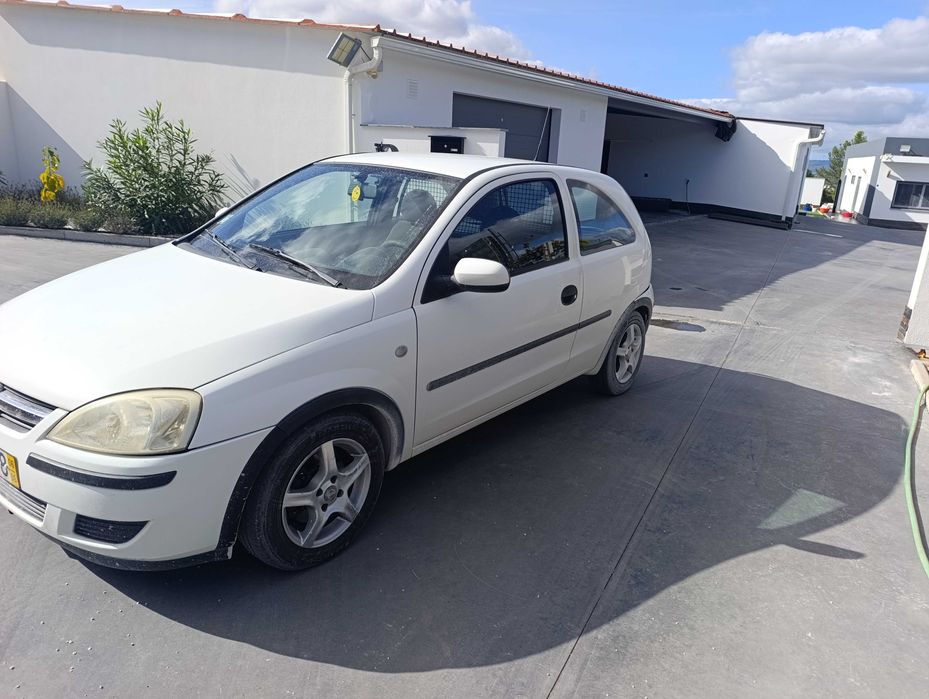 Opel corsa comercial
