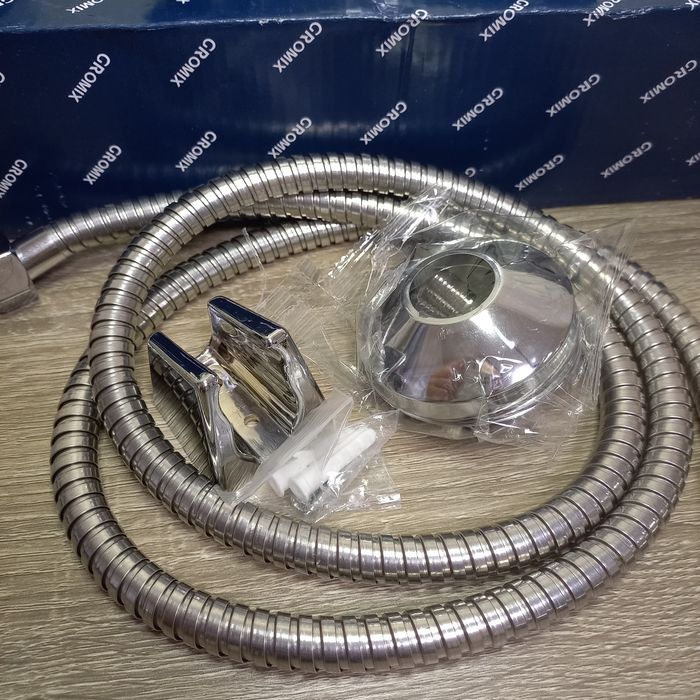 АКЦИЯ!!Смеситель/змішувач/кран для ванны с лейкой и шлангом для душа