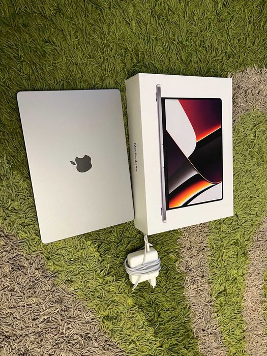 MacBook Pro M1 | 14 cal | 16 gb RAM | 512 GB | 105 cykli ładowania