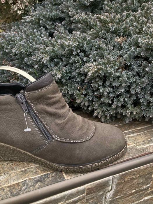 Comforto by Rieker жіночі ботінки шкіра 39р оригінал