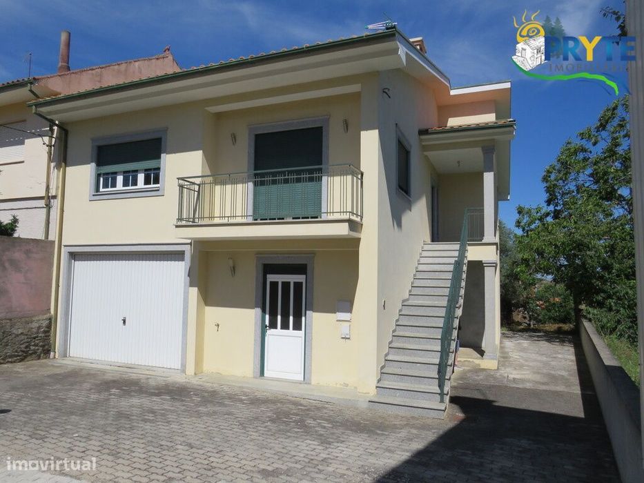 Moradia T3 localizada a 5 quilómetros da Vila de Macedo de Cavaleiros