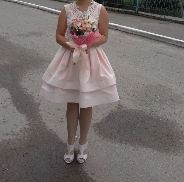 Пудрове нарядне плаття